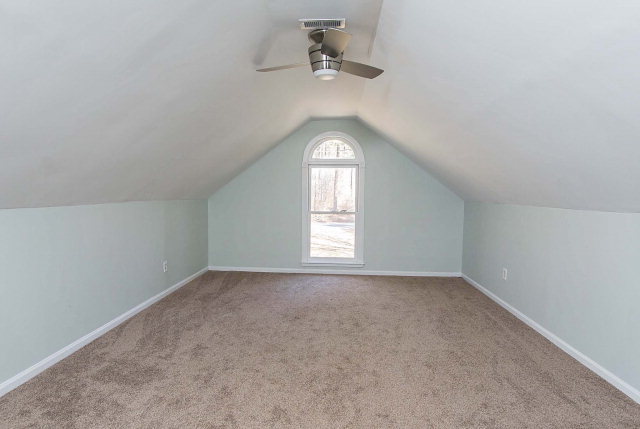 6415 Dobson Road Macon, GA 31220 - Photo 27 of 29 an empty room that has a window