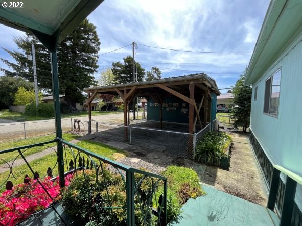 425 Rugh Lane Lakeside, OR 97449 - Photo 2 of 31 Gallery Image 2
