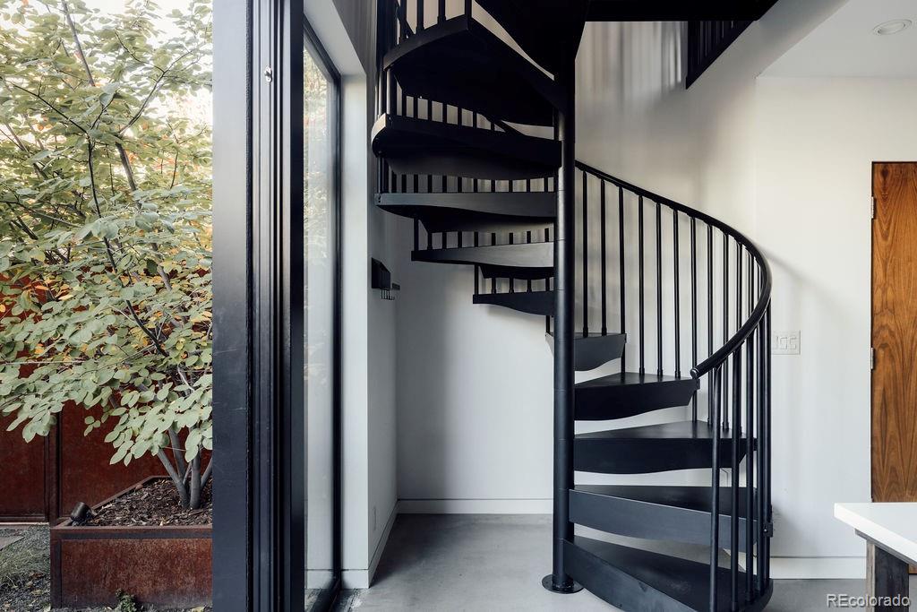 3837 High Street Denver, CO 80205 - Photo 32 of 46 a view of entryway