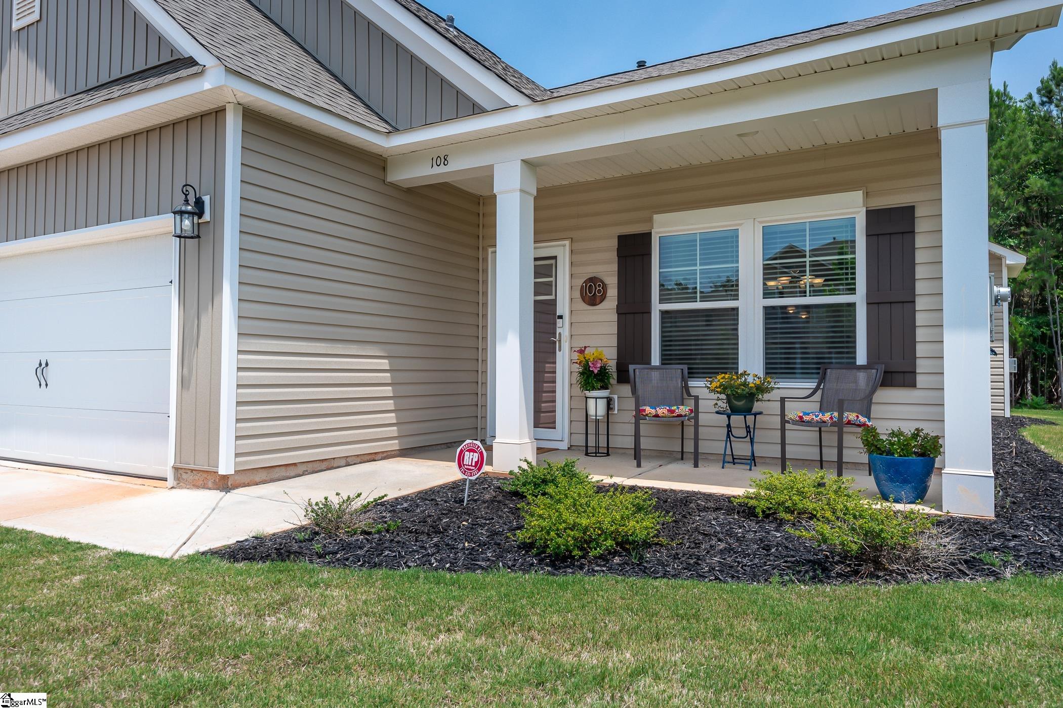 108 Bellflower Lane Pendleton, SC 29670 - Photo 2 of 26 Gallery Image 2