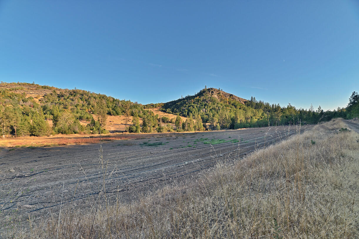 14738 Ramsey Road White City, OR 97503 - Photo 25 of 55 DSC_1401 copy