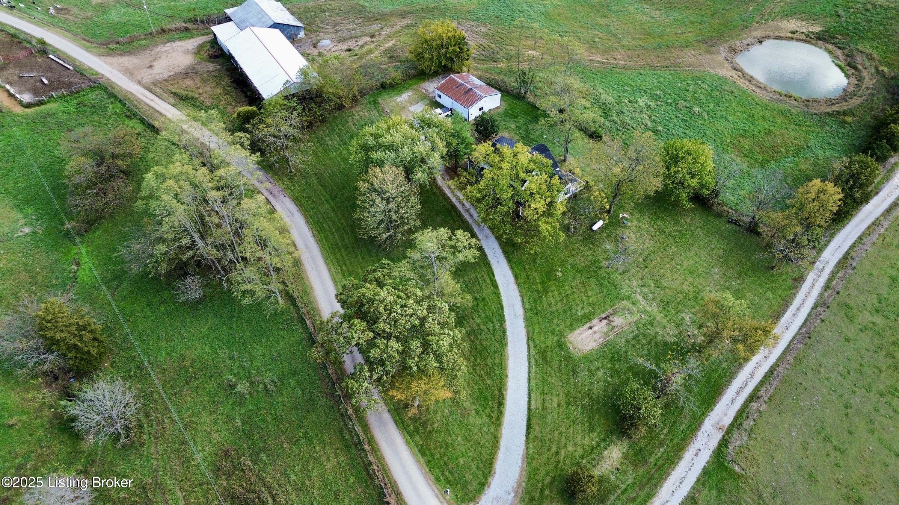 2287 Old Elizabethtown Road Springfield, KY 40069 - Photo 49 of 55 dji_fly_20251031_151202_71_1761937575161