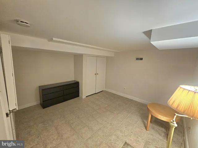 $1,350 | 3220 Alice Court, Falls Church, VA 22042