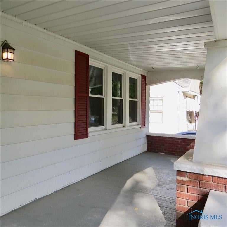 4215 Birchall Road Toledo, OH 43612 - Photo 4 of 33 Gallery Image 4