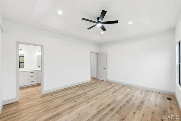 $489,900 | 102 Oak Hall Road, Jonesburg, MO 63351