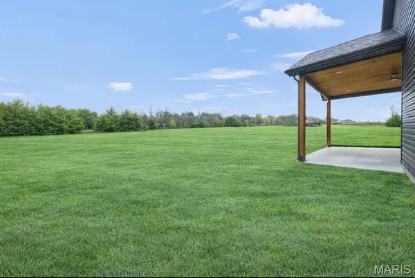 $489,900 | 102 Oak Hall Road, Jonesburg, MO 63351