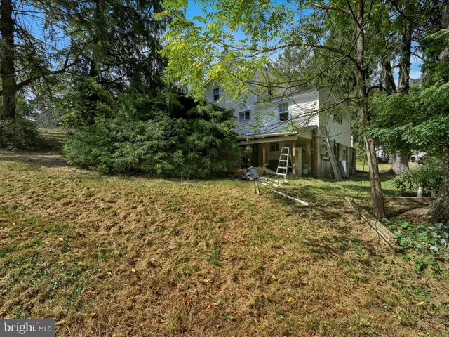 $228,500 | 11 Fir Road, Pottsville, PA 17901