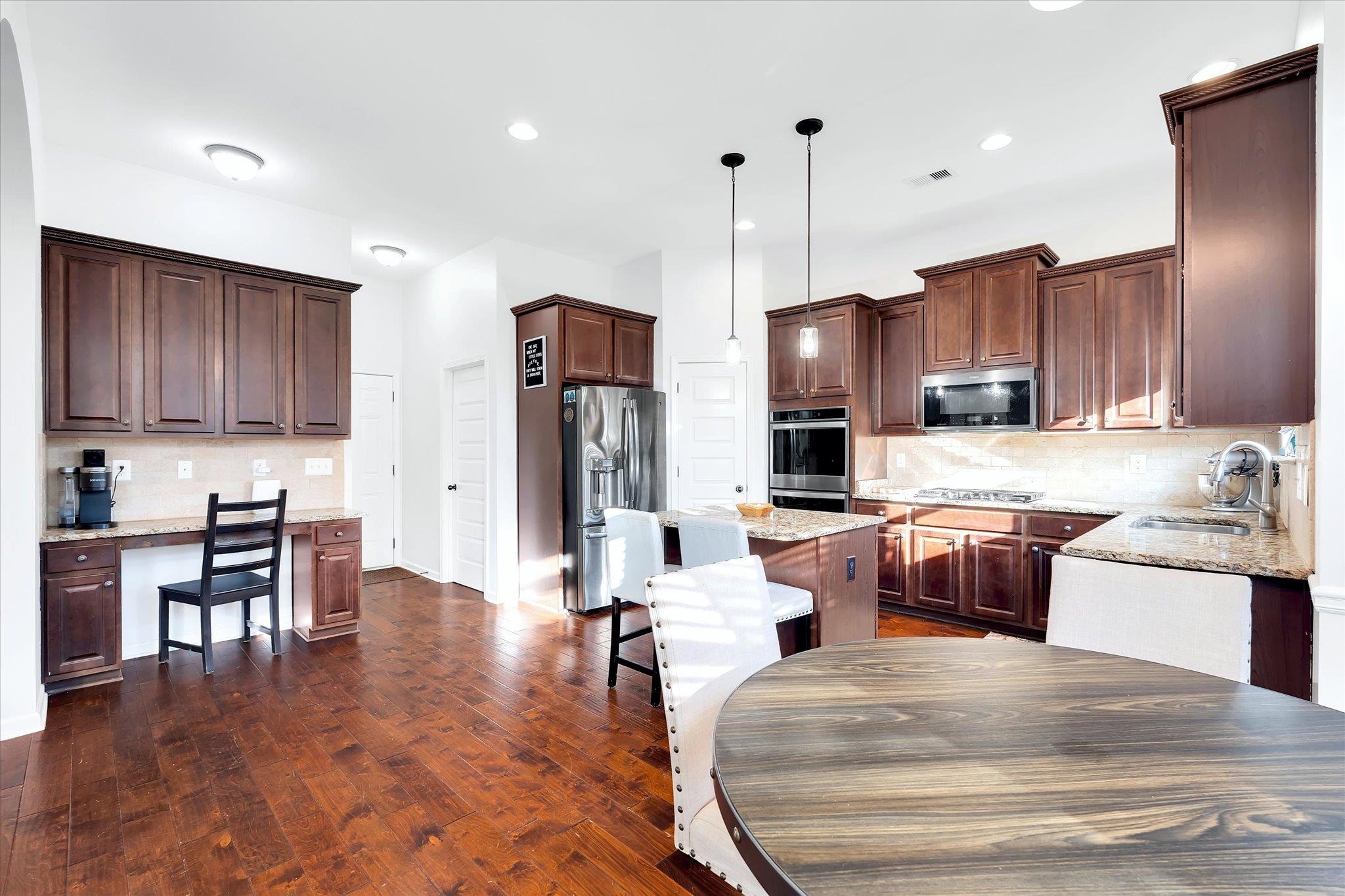 445 Jameswood Court Greer, SC 29651 - Photo 14 of 49