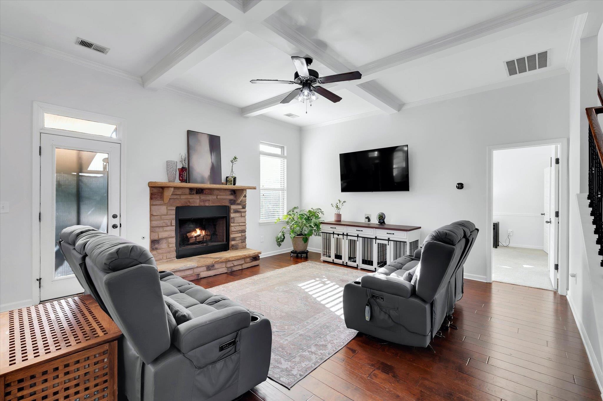 445 Jameswood Court Greer, SC 29651 - Photo 2 of 49