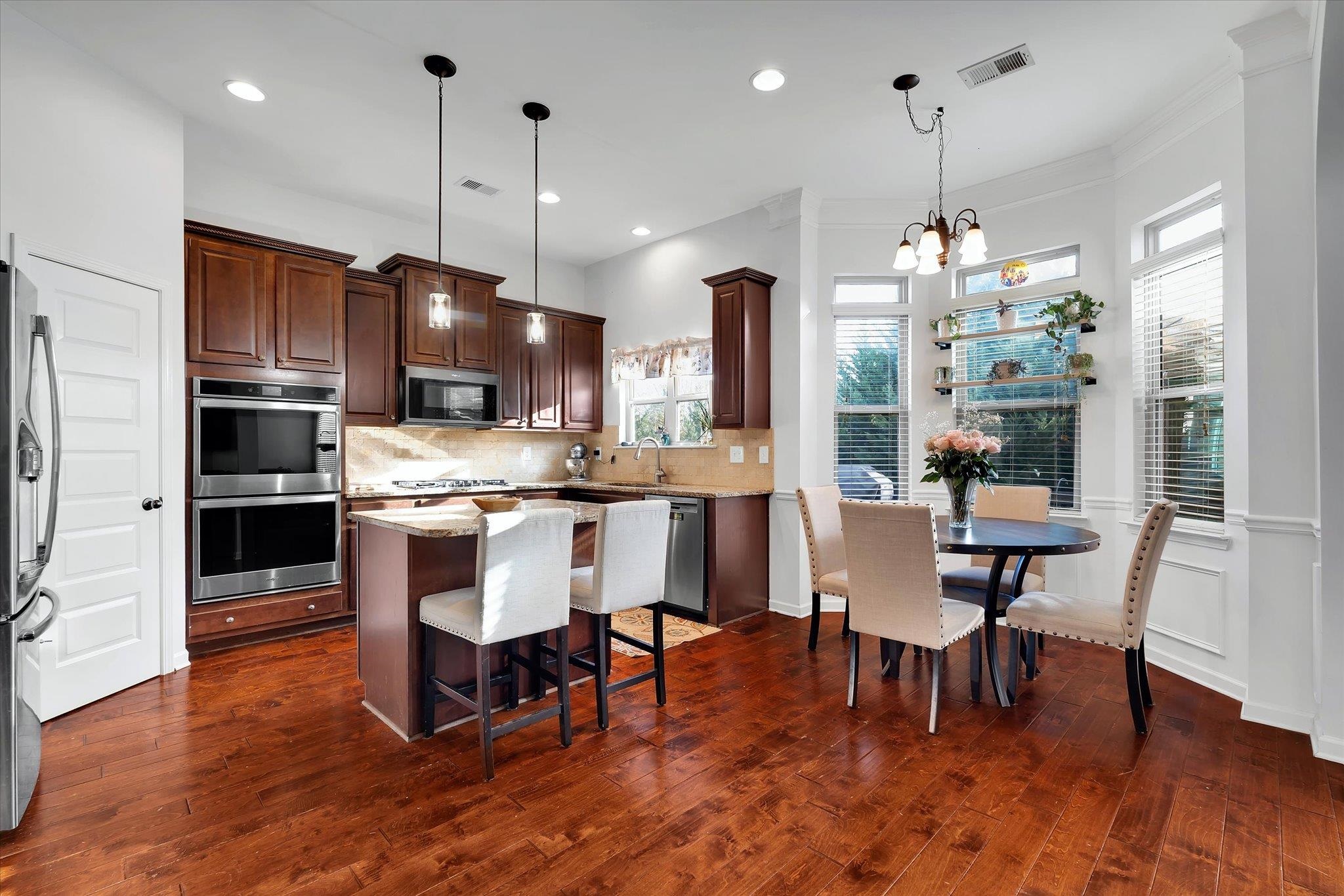 445 Jameswood Court Greer, SC 29651 - Photo 3 of 49