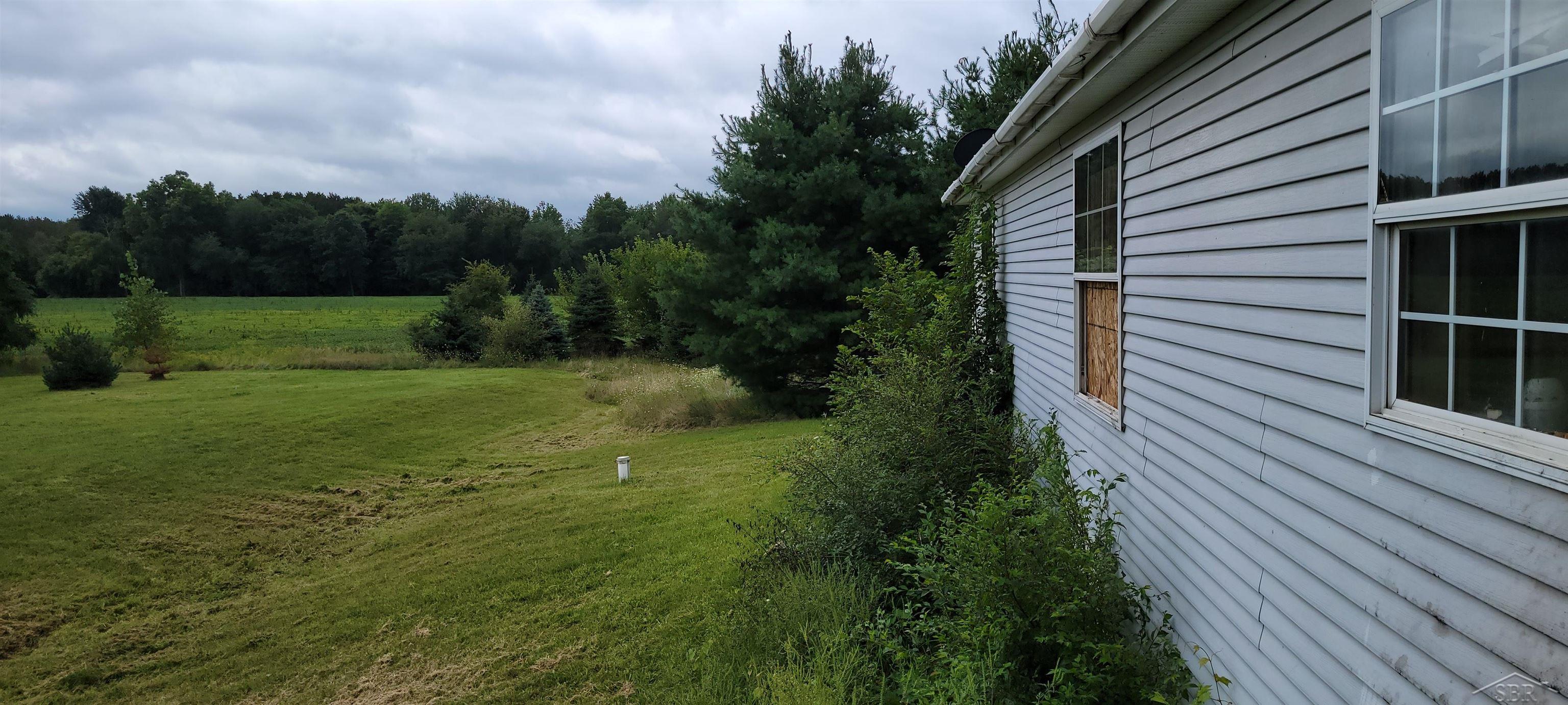 8045 North Belsay Road Millington, MI 48746 - Photo 19 of 27 50088320-18.JPG