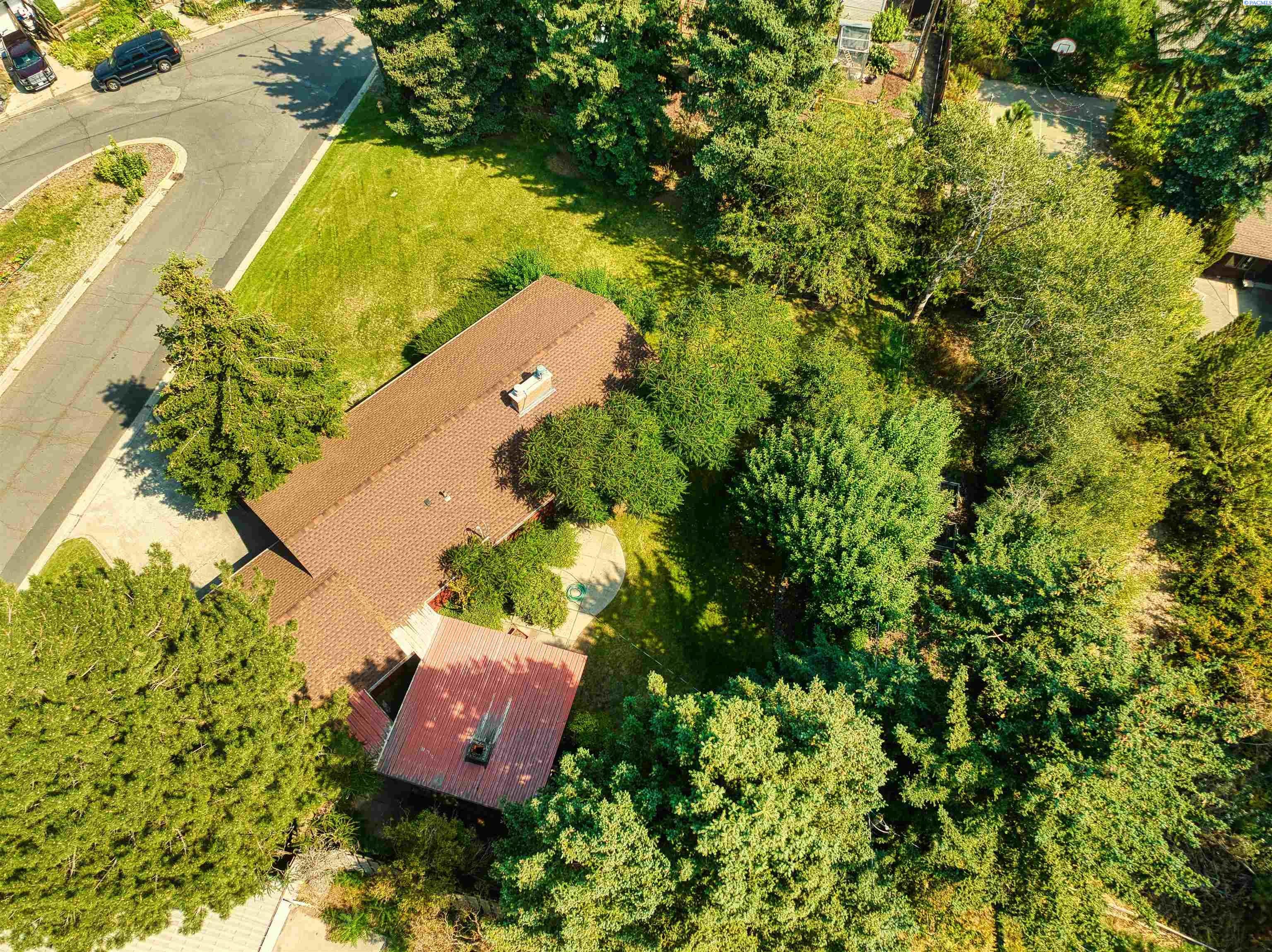 766 Southeast Ridgeview Street Pullman, WA 99163 - Photo 15 of 45 Gallery Image 15