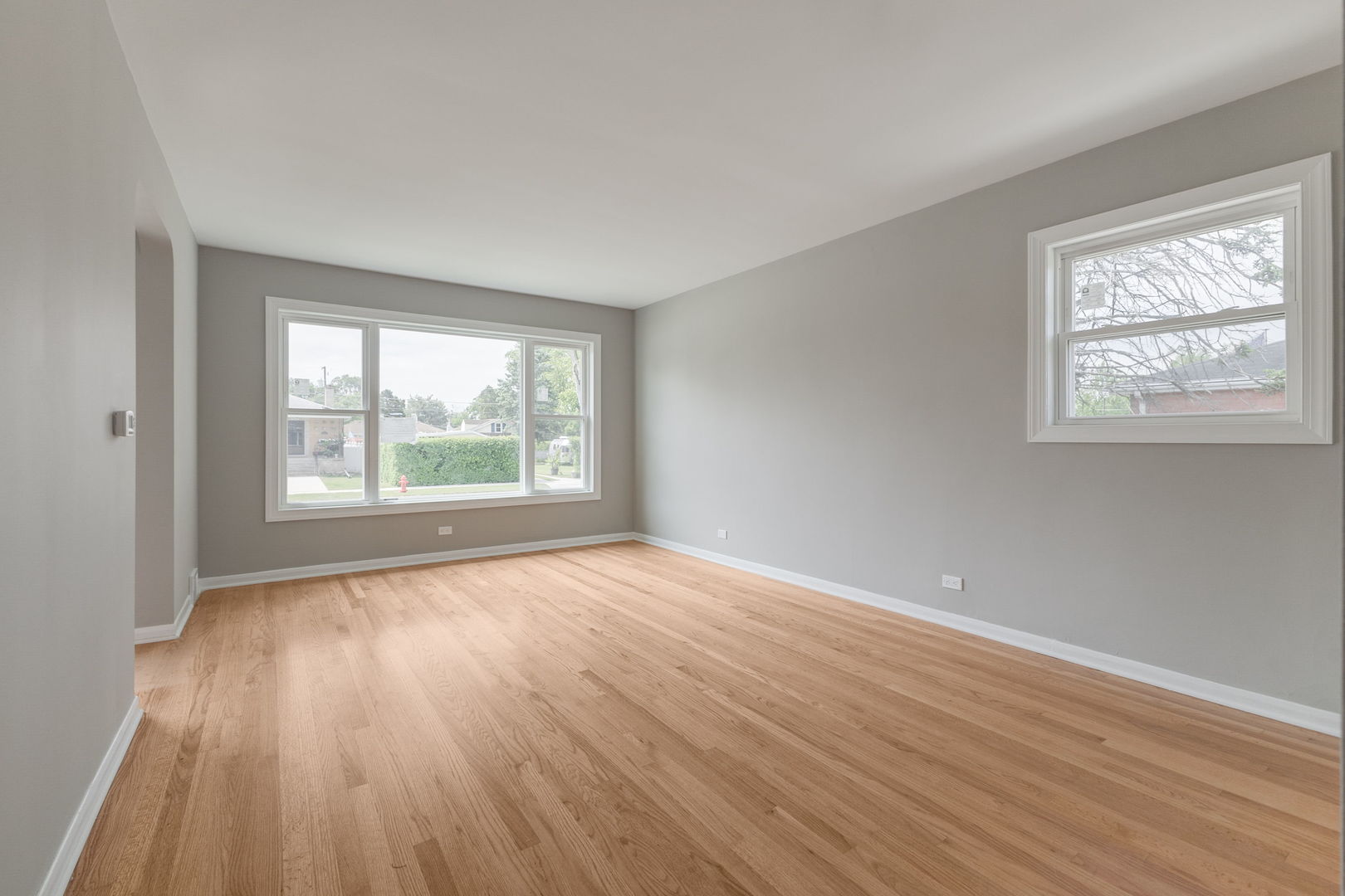 9120 West 26th Place Brookfield, IL 60513 - Photo 12 of 32