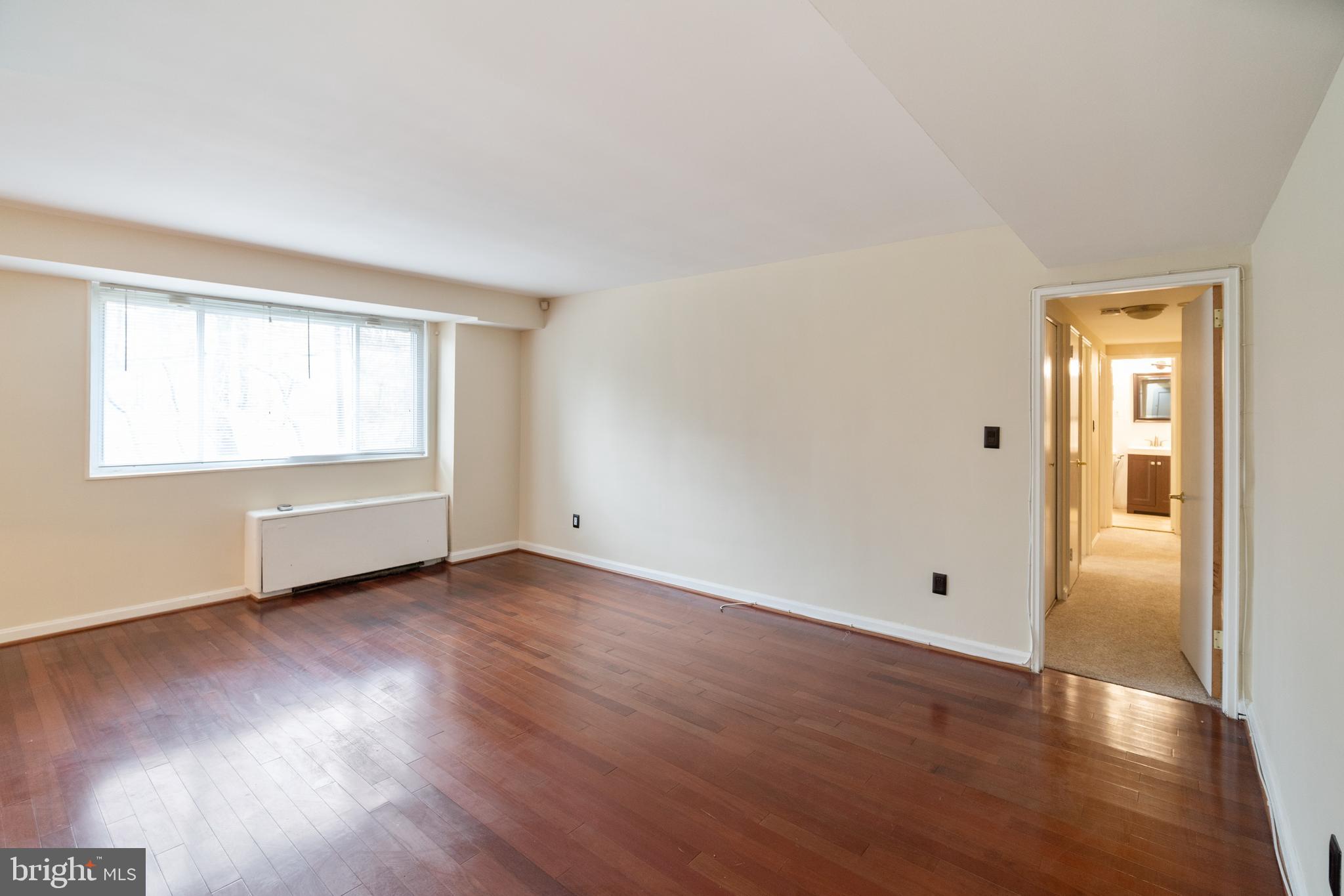 95 East Wayne Avenue, Unit 101 Silver Spring, MD 20901 - Photo 5 of 20