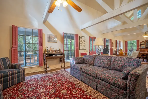 $289,000 | 565 Timber Bay Drive, Trinity, TX 75862