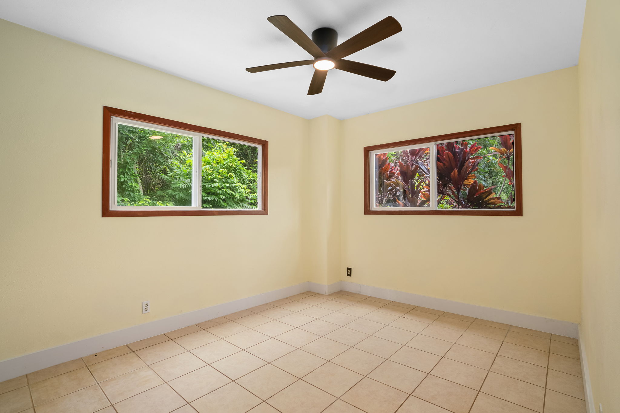 6240 Olohena Road Kapaa, HI 96746 - Photo 27 of 30 Gallery Image 27