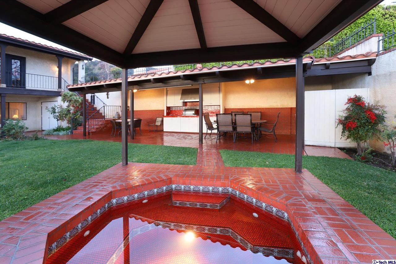 1727 Rudell Road Burbank, CA 91501 - Photo 52 of 58 Gallery Image 52