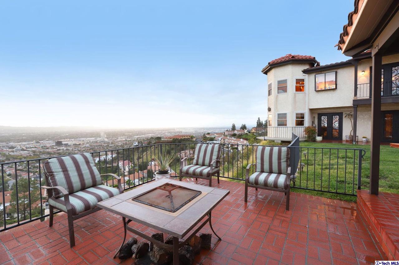 1727 Rudell Road Burbank, CA 91501 - Photo 53 of 58 Gallery Image 53