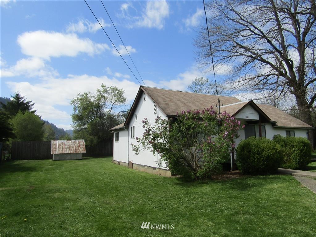 142 Skaggs Road Morton, WA 98356 - Photo 2 of 22 Gallery Image 2
