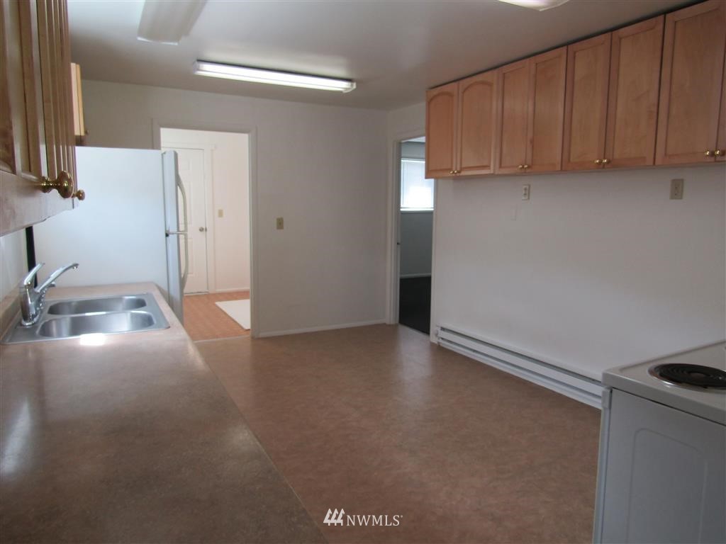 142 Skaggs Road Morton, WA 98356 - Photo 6 of 22 Gallery Image 6