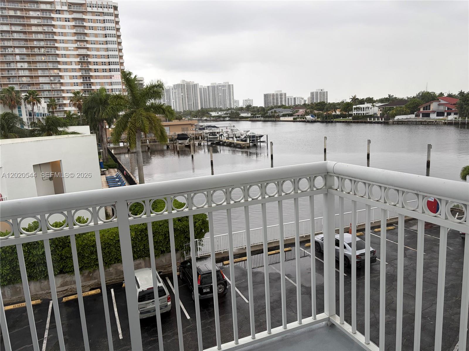 1913 South Ocean Drive, Unit 427 Hallandale Beach, FL 33009 - Photo 6 of 21