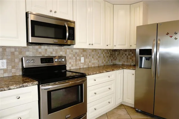 $139,900 | 4330 Tahitian Gardens Circle, Unit E, Holiday, FL 34691