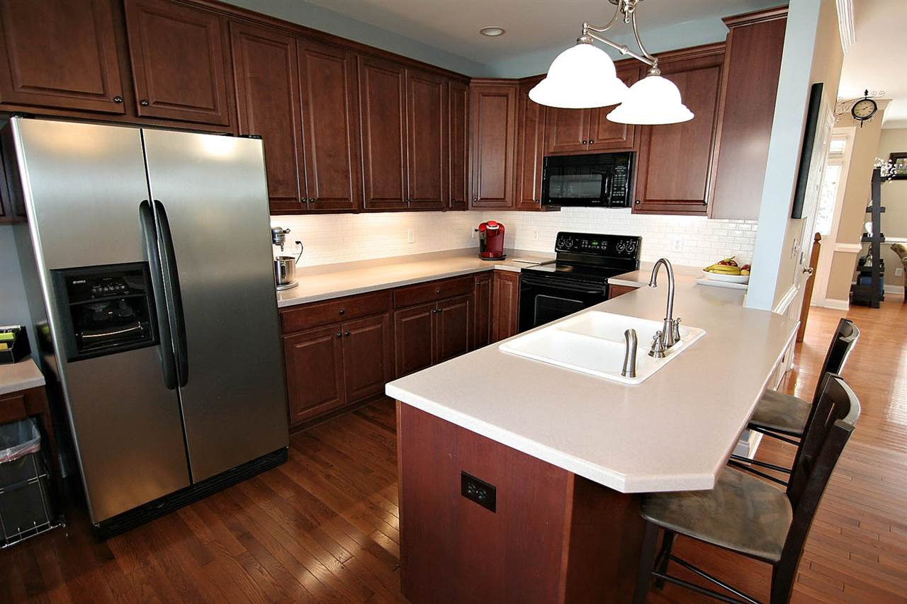 2505 St Paul's Square Raleigh, NC 27614 - Photo 9 of 25 Kitchen