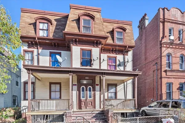 $1,300,000 | 188 Buena Vista Avenue, Yonkers, NY 10701