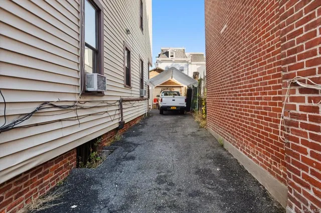 $1,300,000 | 188 Buena Vista Avenue, Yonkers, NY 10701