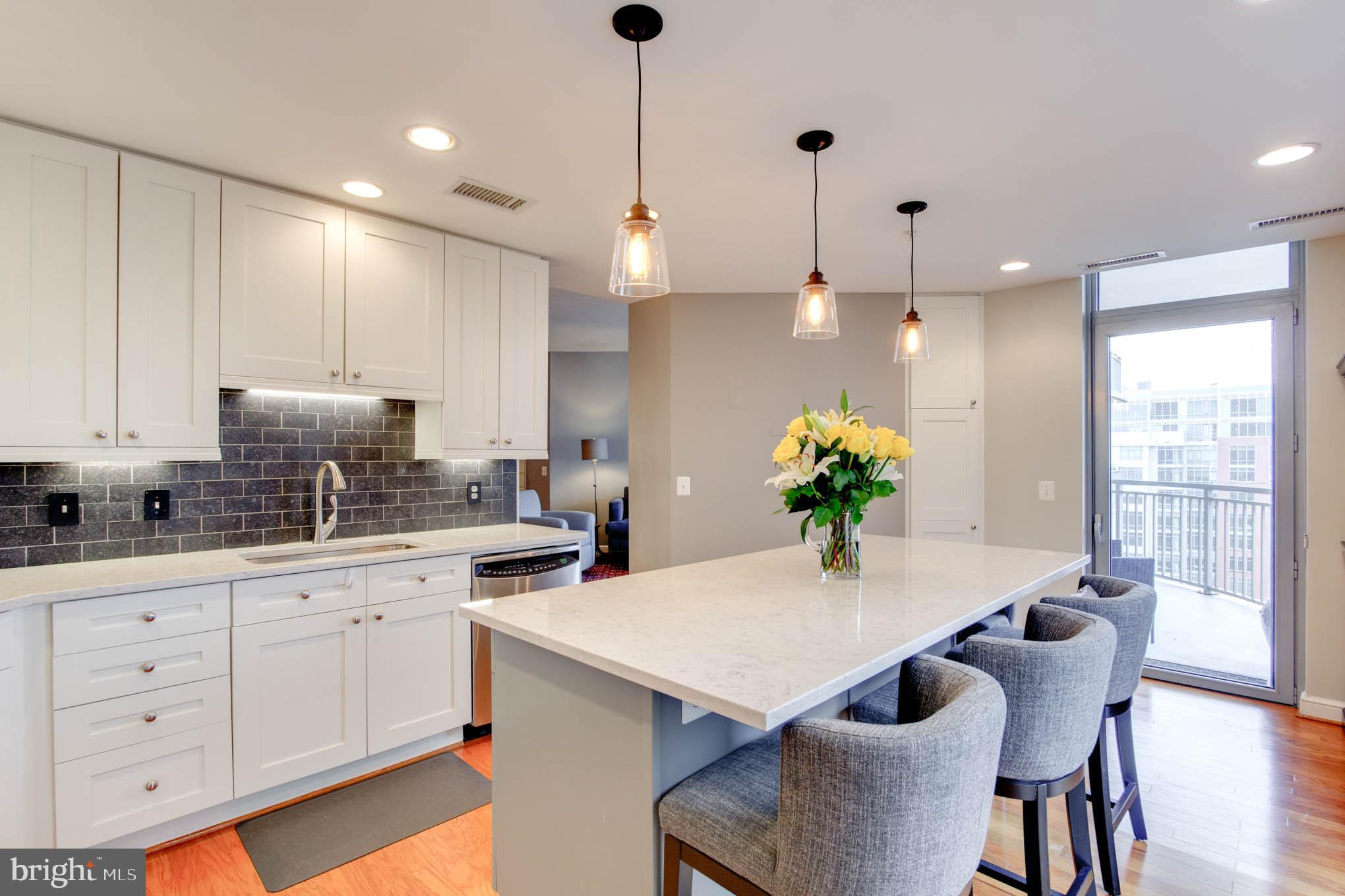 11990 Market Street, Unit 1301 Reston, VA 20190 - Photo 4 of 83 Kitchen