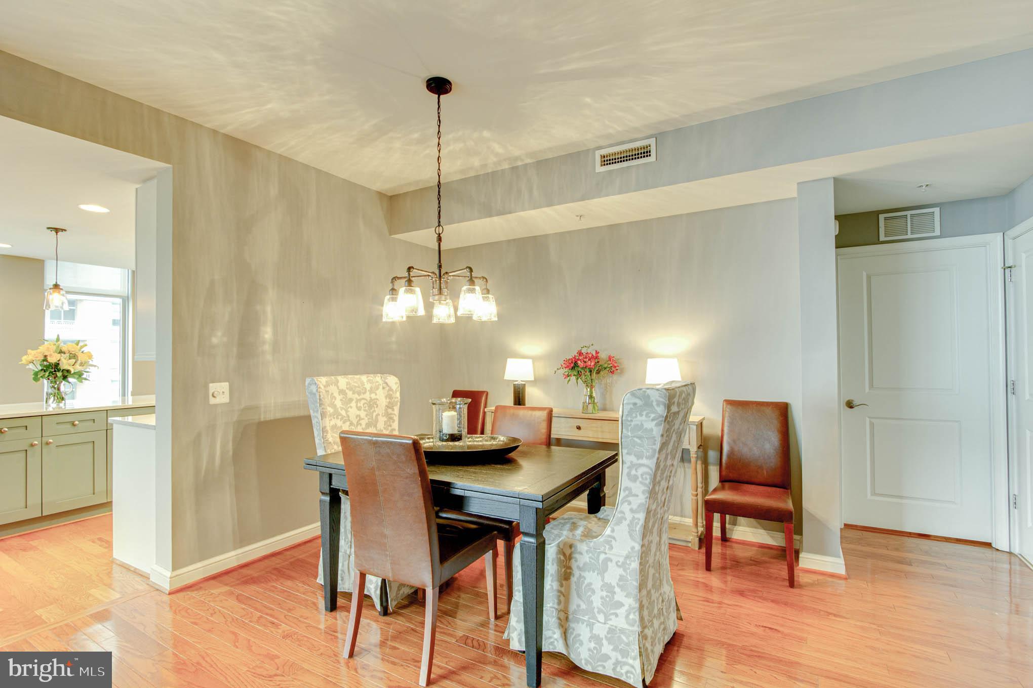 11990 Market Street, Unit 1301 Reston, VA 20190 - Photo 33 of 83 Dining Room