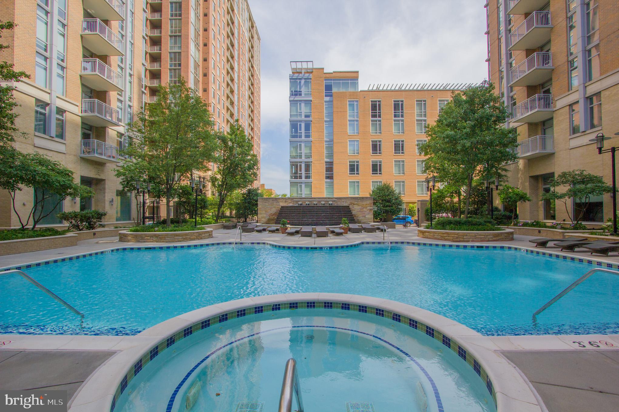11990 Market Street, Unit 1301 Reston, VA 20190 - Photo 54 of 83 Pool