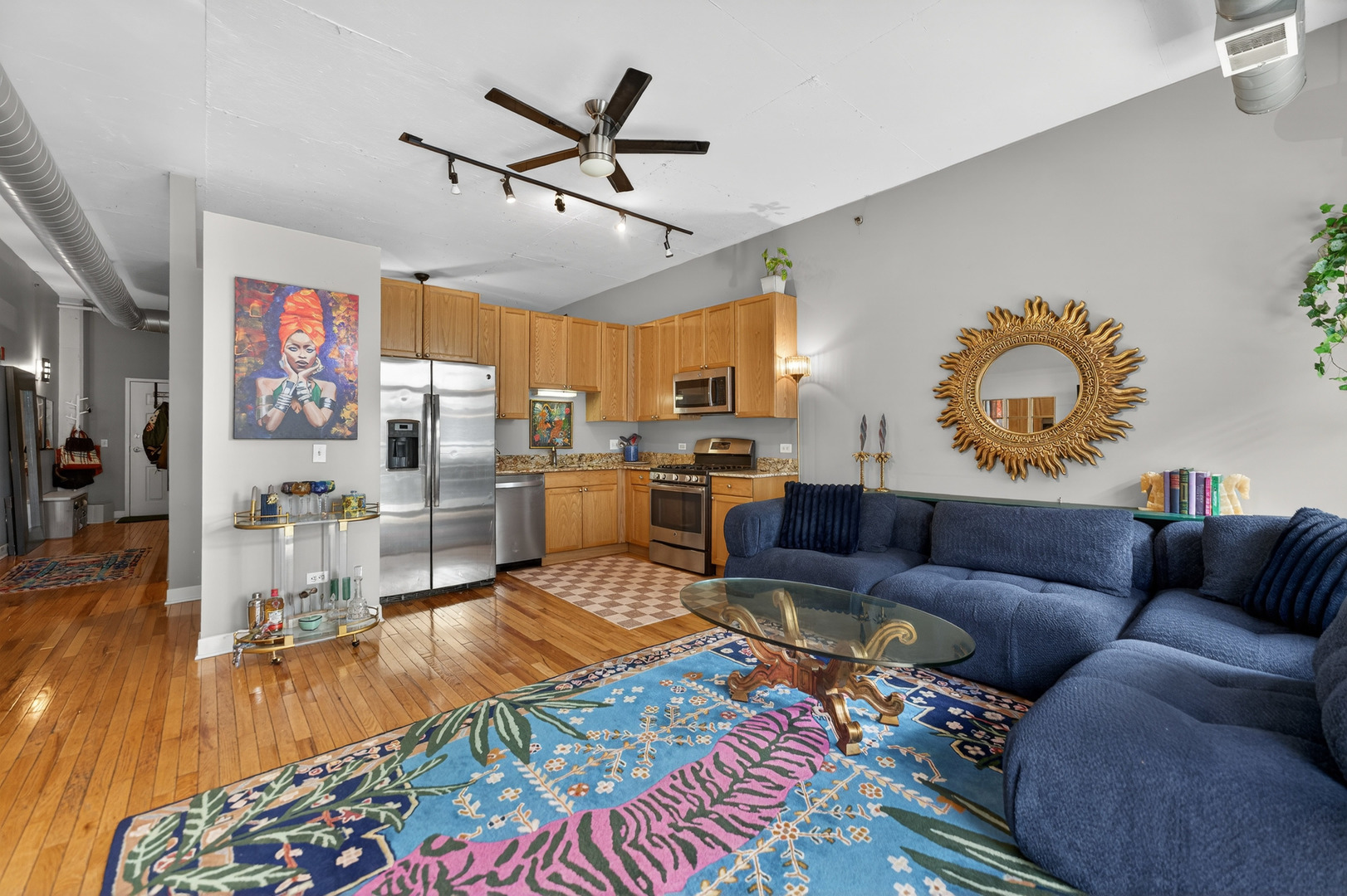 910 West Madison Street, Unit 605 Chicago, IL 60607 - Photo 3 of 19