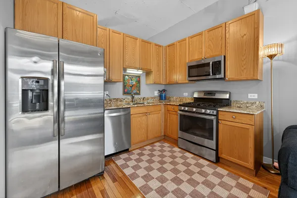 $325,000 | 910 West Madison Street, Unit 605, Chicago, IL 60607