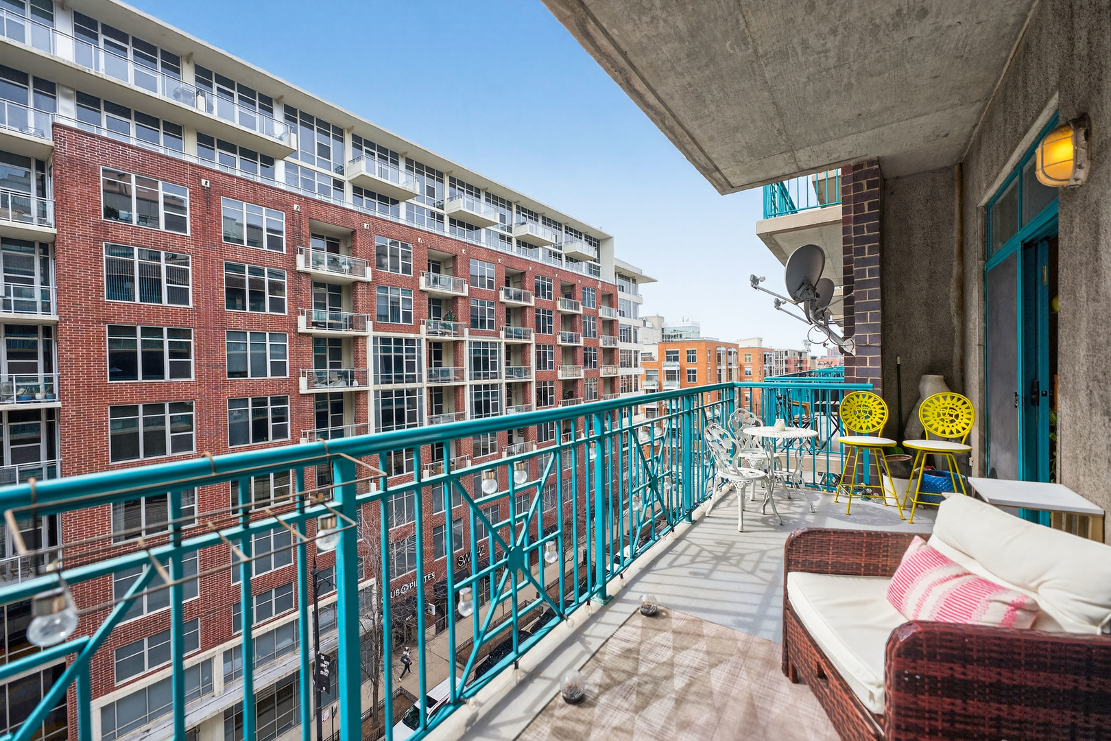 910 West Madison Street, Unit 605 Chicago, IL 60607 - Photo 8 of 19