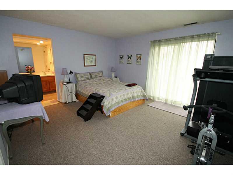 90 Lookout Ridge Drive, Unit 103 Columbus, IN 47201 - Photo 12 of 18 Gallery Image 12
