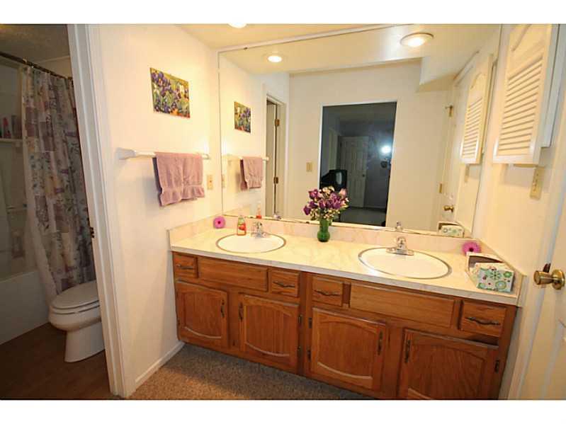 90 Lookout Ridge Drive, Unit 103 Columbus, IN 47201 - Photo 14 of 18 Gallery Image 14