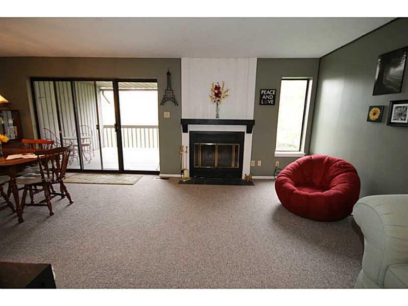 90 Lookout Ridge Drive, Unit 103 Columbus, IN 47201 - Photo 3 of 18 Gallery Image 3