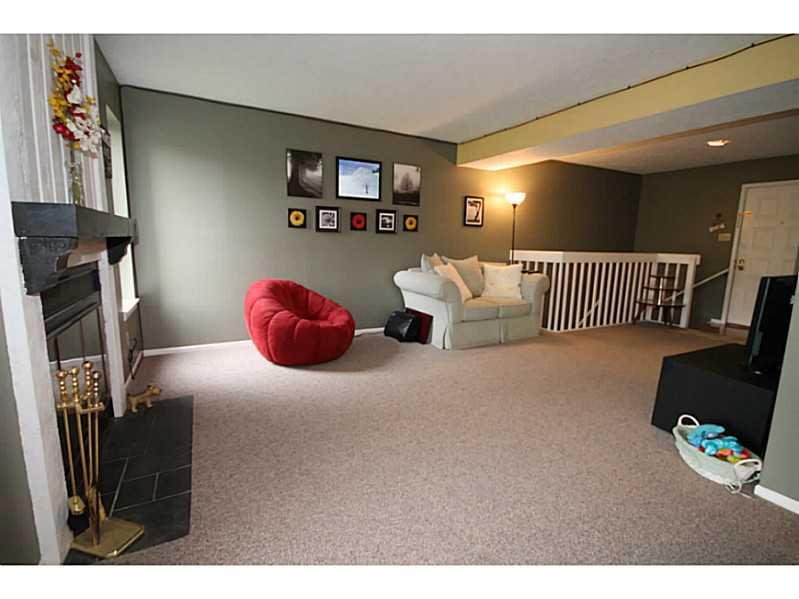 90 Lookout Ridge Drive, Unit 103 Columbus, IN 47201 - Photo 4 of 18 Gallery Image 4