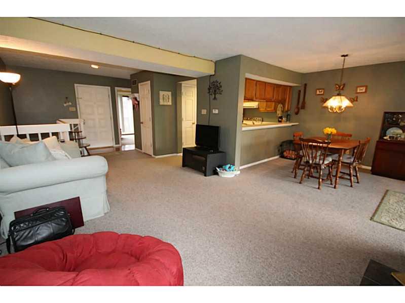 90 Lookout Ridge Drive, Unit 103 Columbus, IN 47201 - Photo 6 of 18 Gallery Image 6