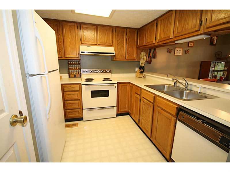 90 Lookout Ridge Drive, Unit 103 Columbus, IN 47201 - Photo 8 of 18 Gallery Image 8