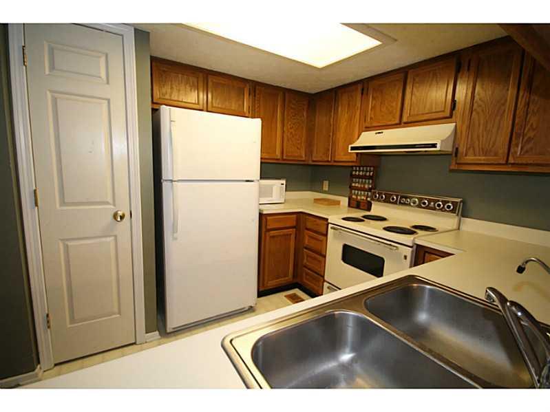 90 Lookout Ridge Drive, Unit 103 Columbus, IN 47201 - Photo 9 of 18 Gallery Image 9