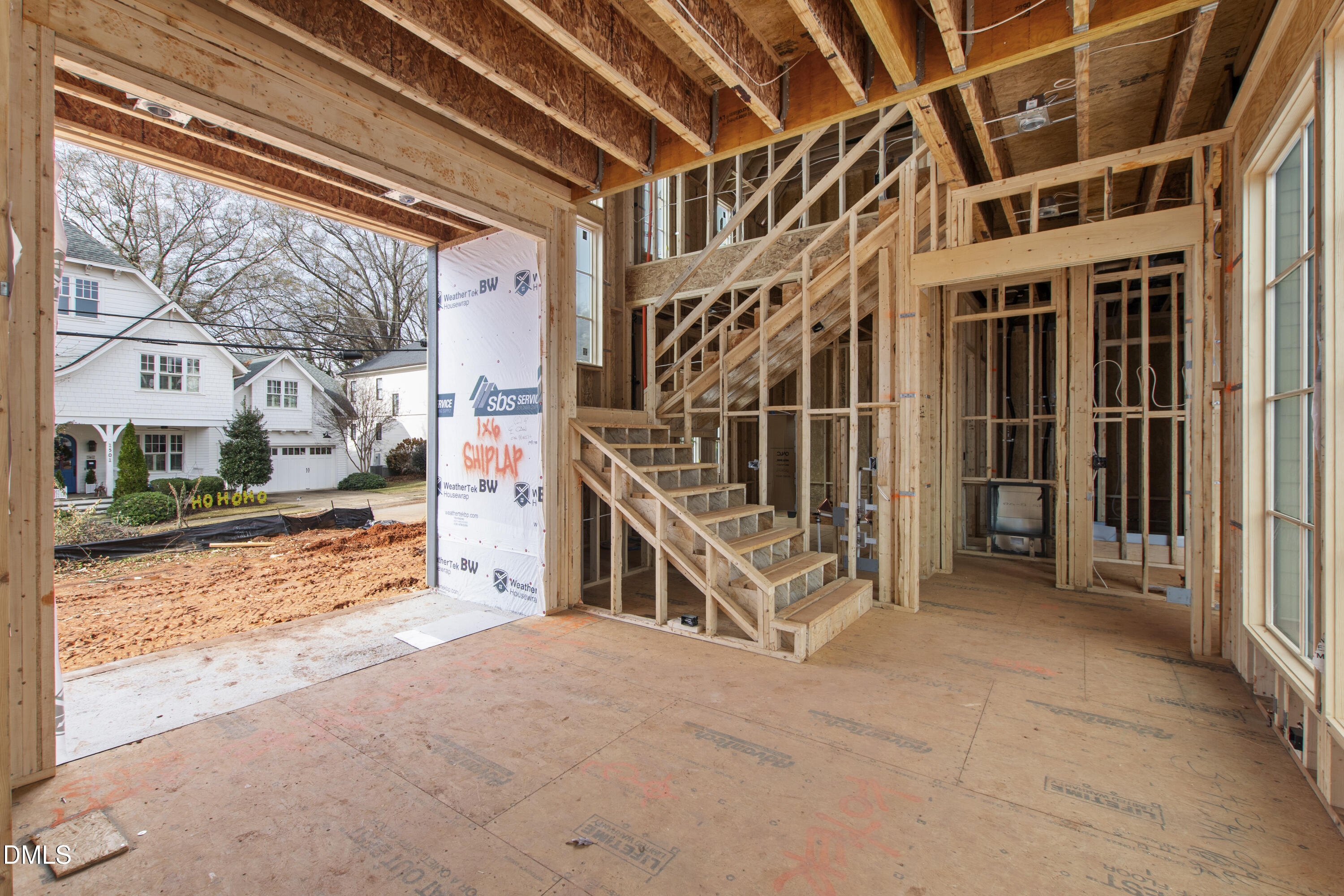 1500 Scales Street Raleigh, NC 27608 - Photo 14 of 63 1500 Scales St Foyer & Porch