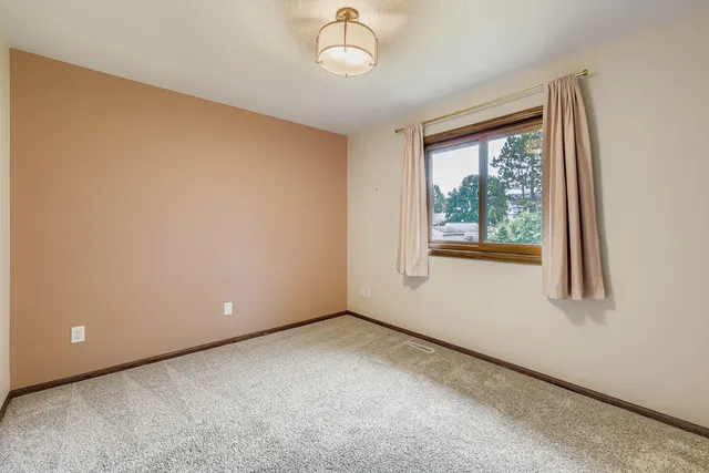 $449,900 | 7611 Hilo Lane North, Forest Lake, MN 55025