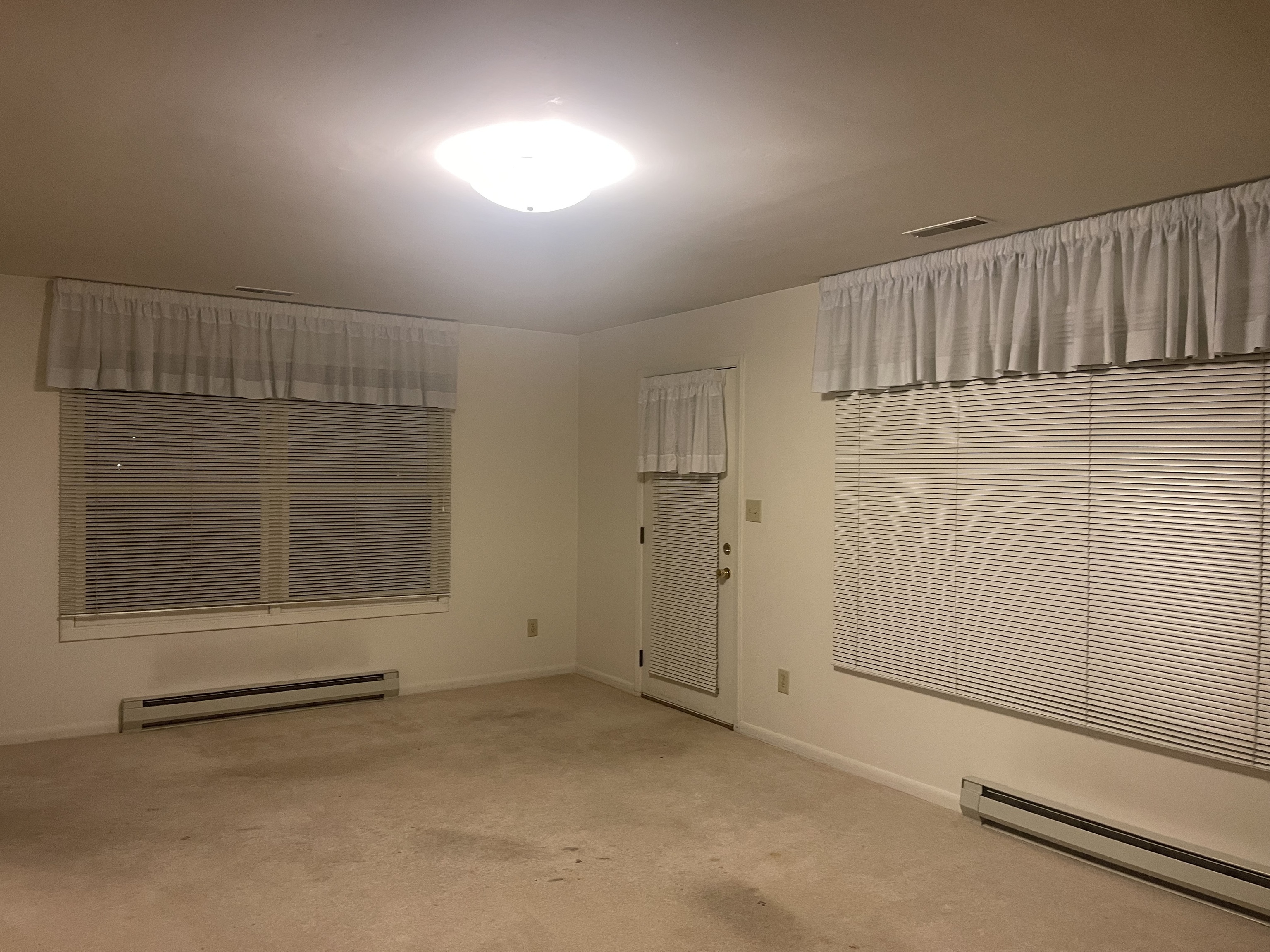 8112 Rahke Road Indianapolis, IN 46217 - Photo 11 of 31 Gallery Image 11