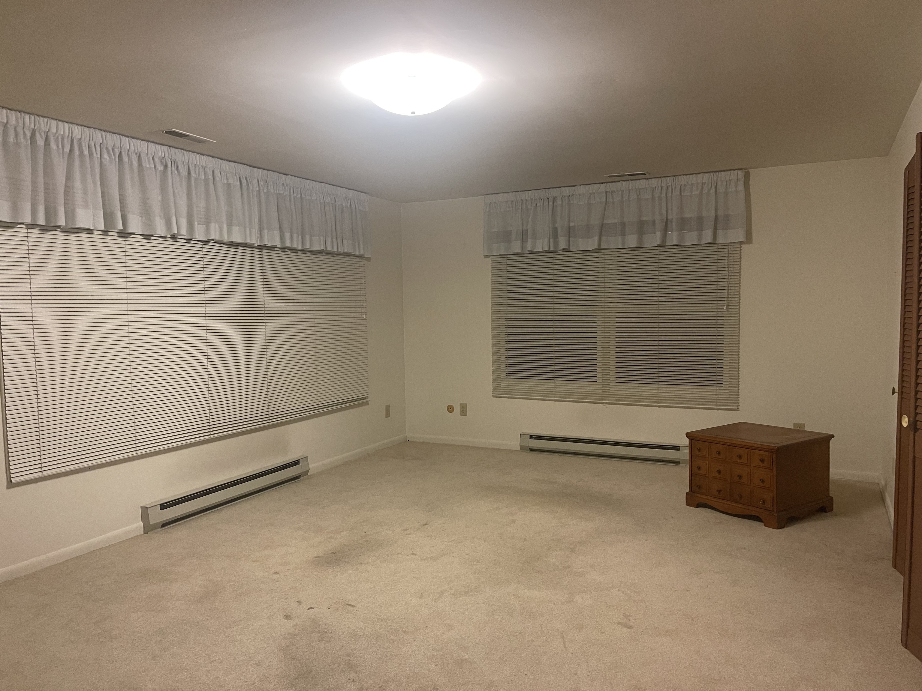 8112 Rahke Road Indianapolis, IN 46217 - Photo 12 of 31 Gallery Image 12