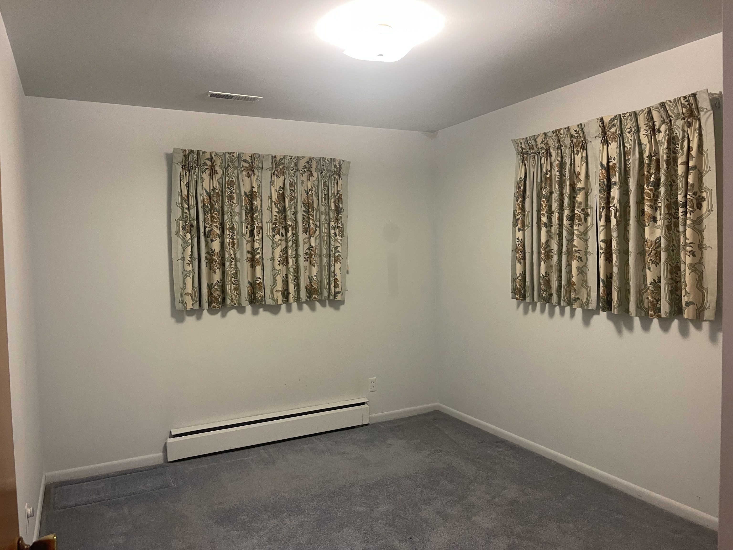8112 Rahke Road Indianapolis, IN 46217 - Photo 21 of 31 Gallery Image 21