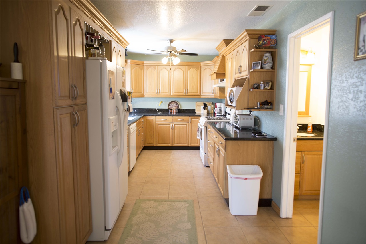 756 Pecos Street Spring Valley, CA 91977 - Photo 6 of 15 Gallery Image 6