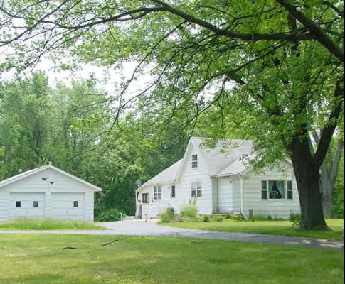 8901 East Tryon Grove Road Hebron, IL 60034 - Photo 1 of 1