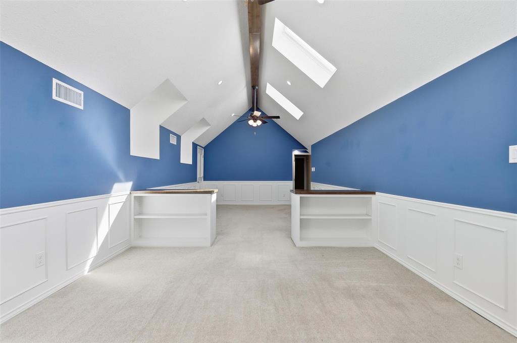 6140 Dick Price Road Fort Worth, TX 76140 - Photo 27 of 40 a bathroom with a bathtub and sink